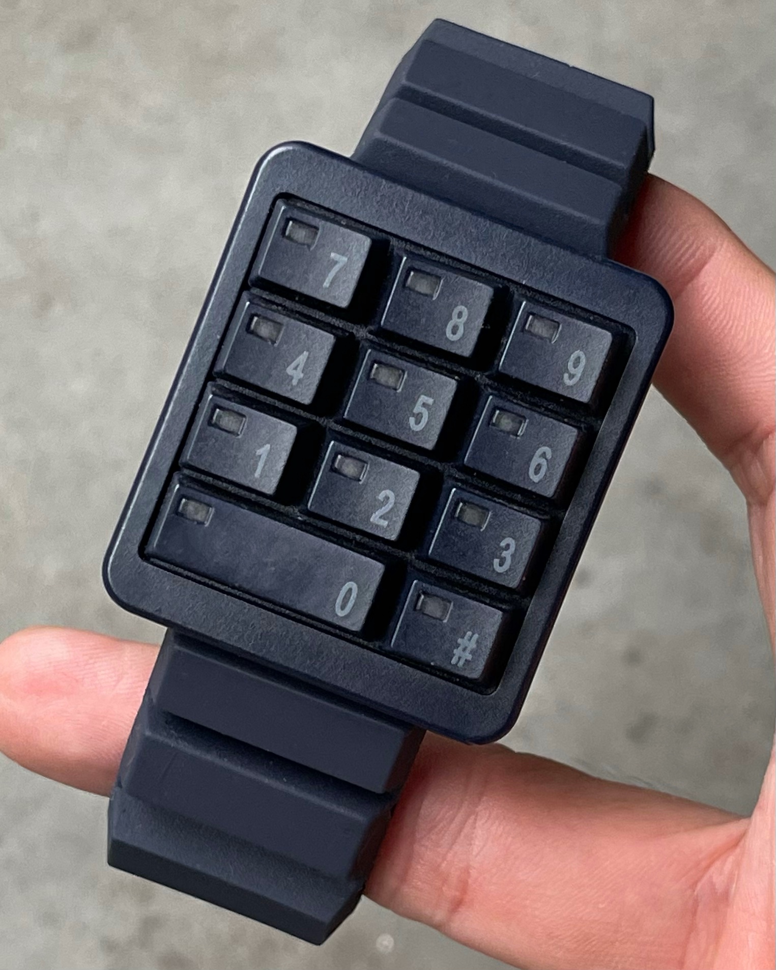 KEYPAD LED WATCH 