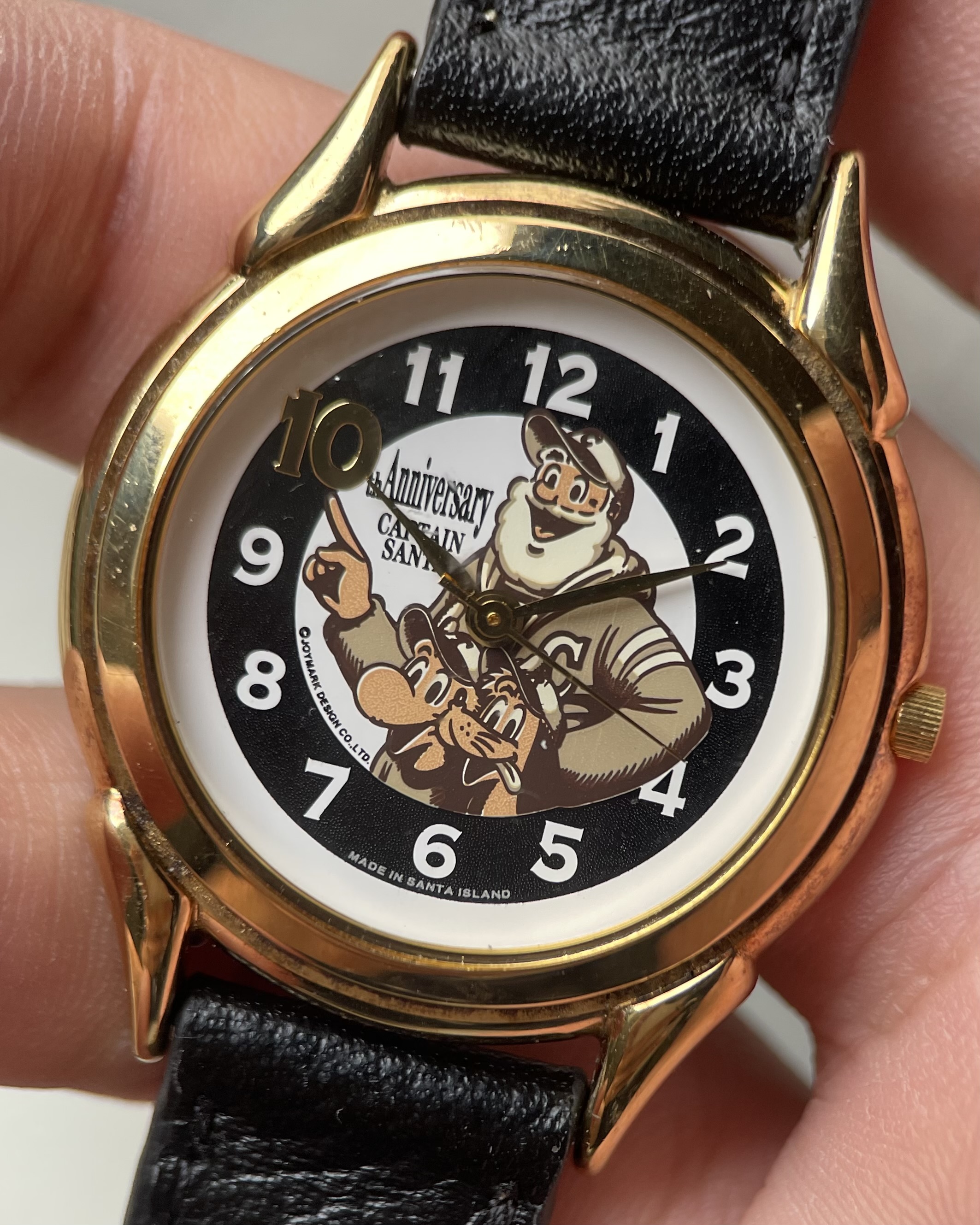 10th ANNIVERSARY CAPTAIN SANTA LIMITED EDITION WATCH