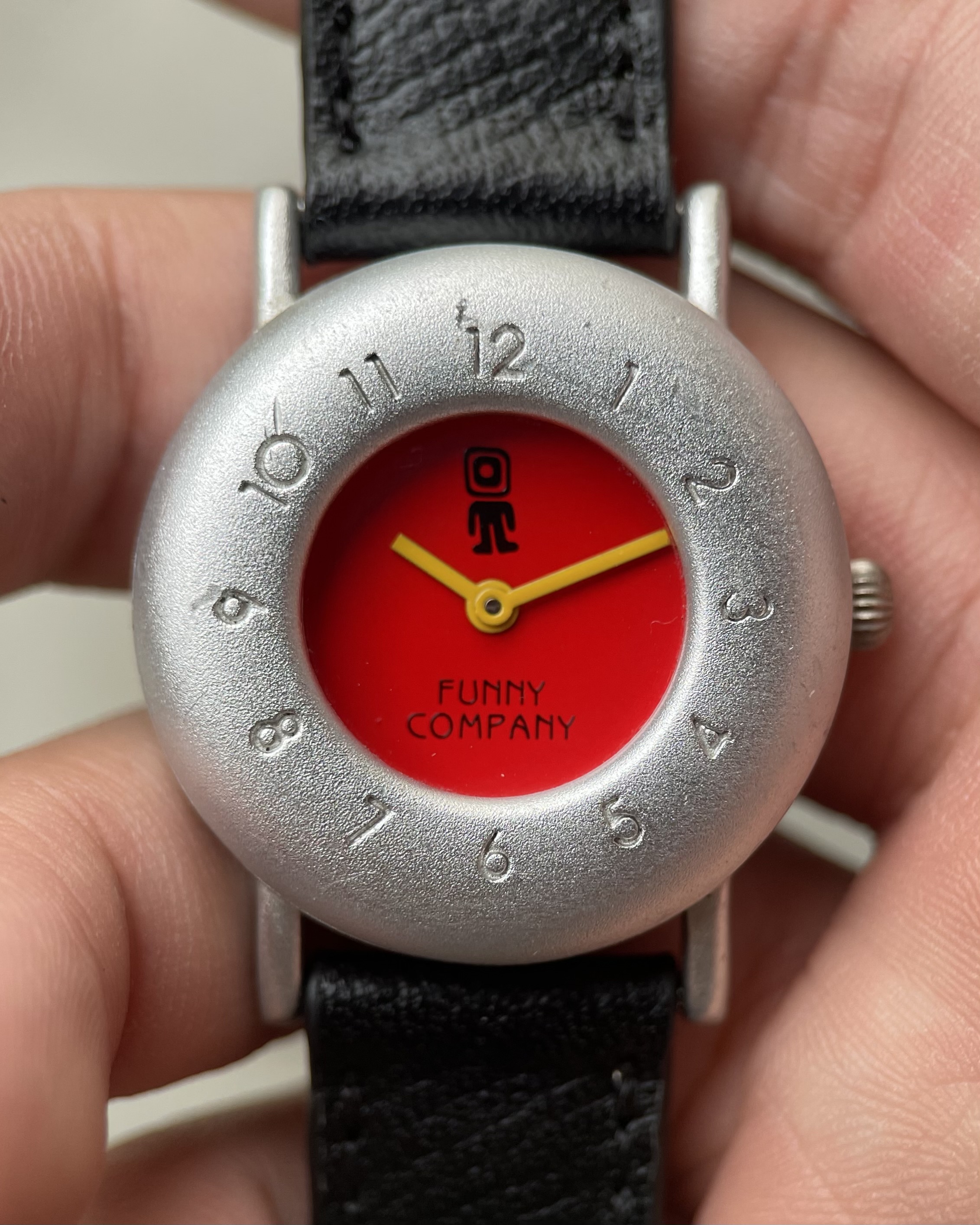 THE FUNNY COMPANY HONOLULU VINTAGE WATCH 