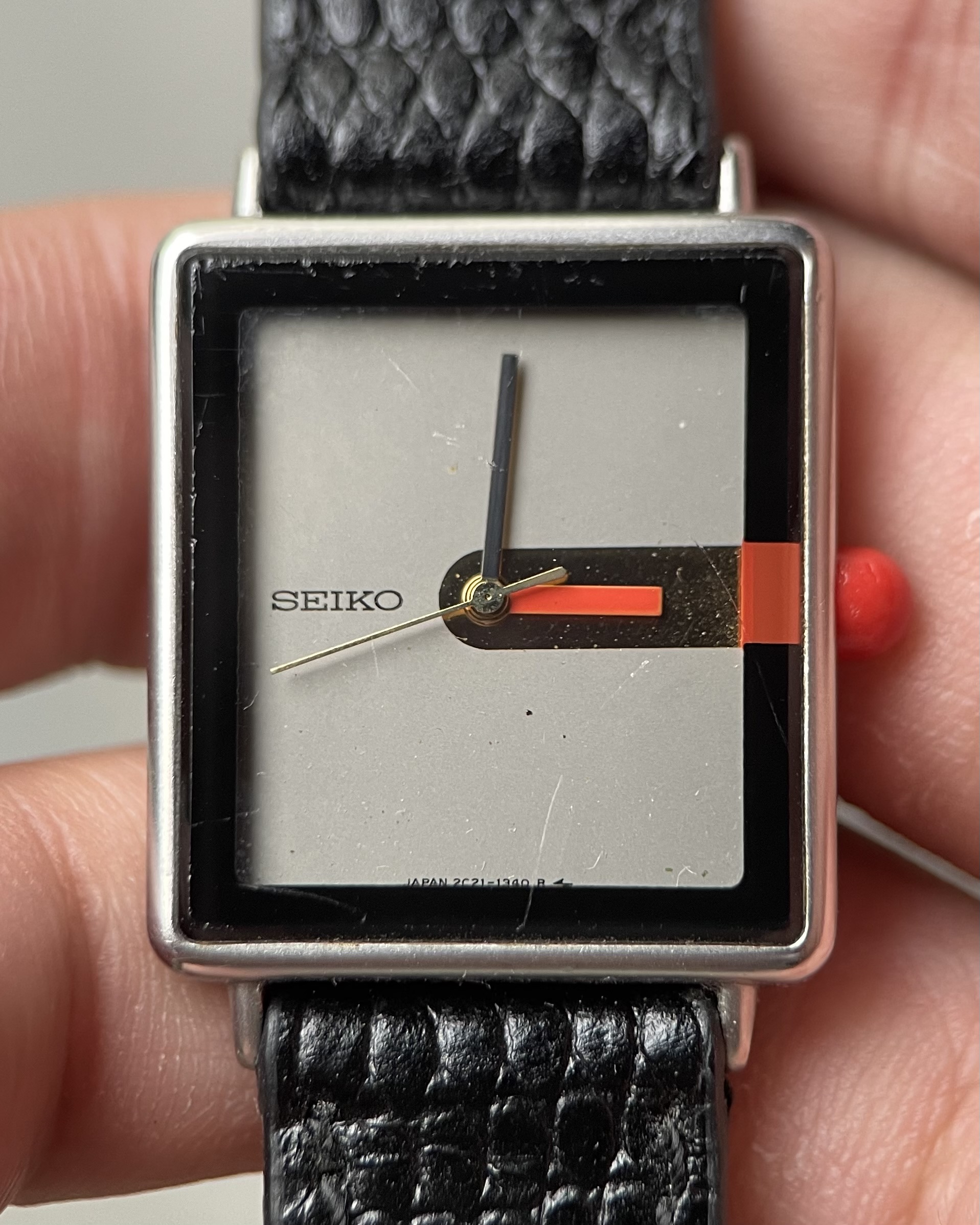 80s SEIKO BAUHAUS STYLE TANK WATCH 