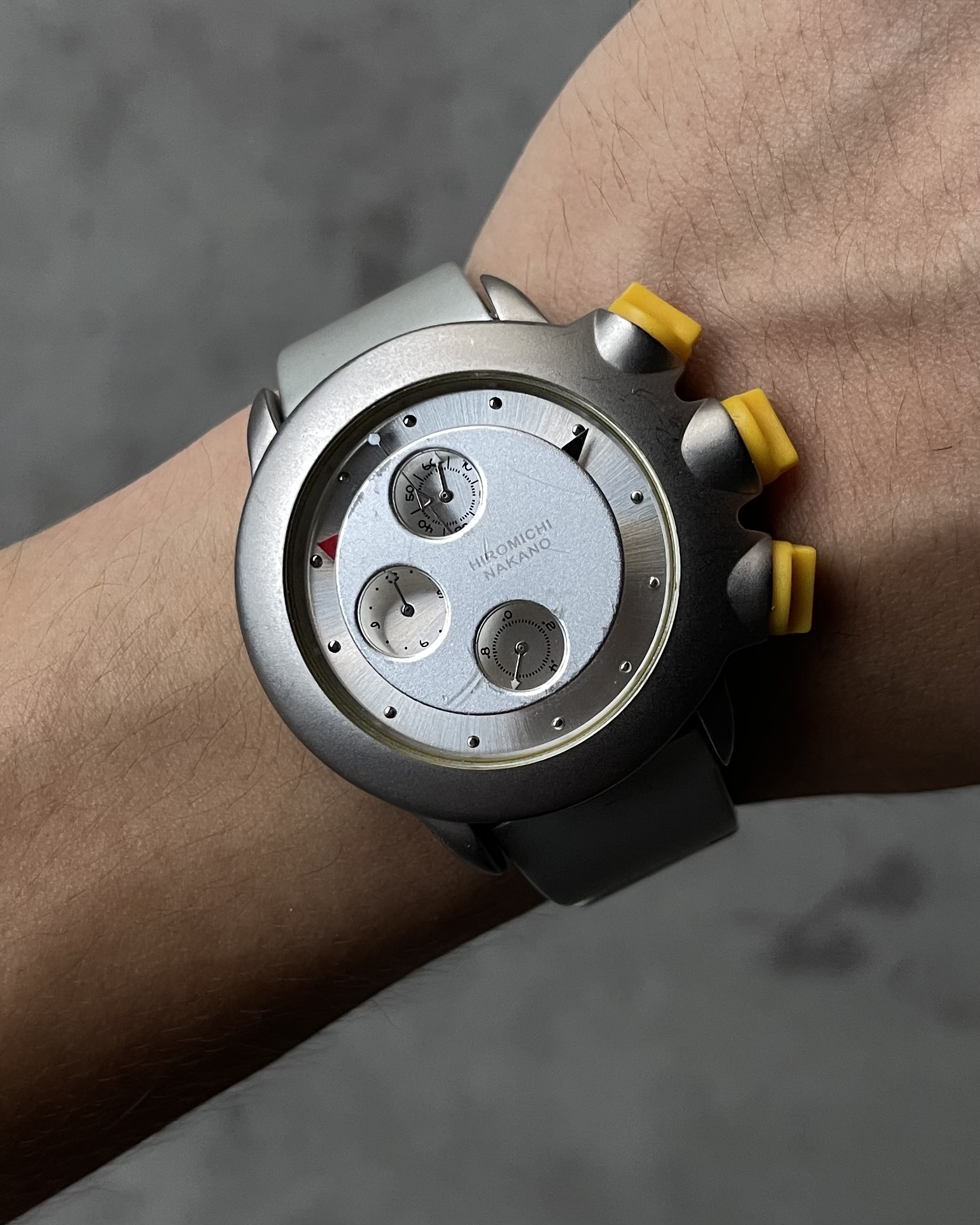 HIROMICHI NAKANO - H.K. HIROMICHI NAKANO VINTAGE QUARTZ WATCH | Artizen Store