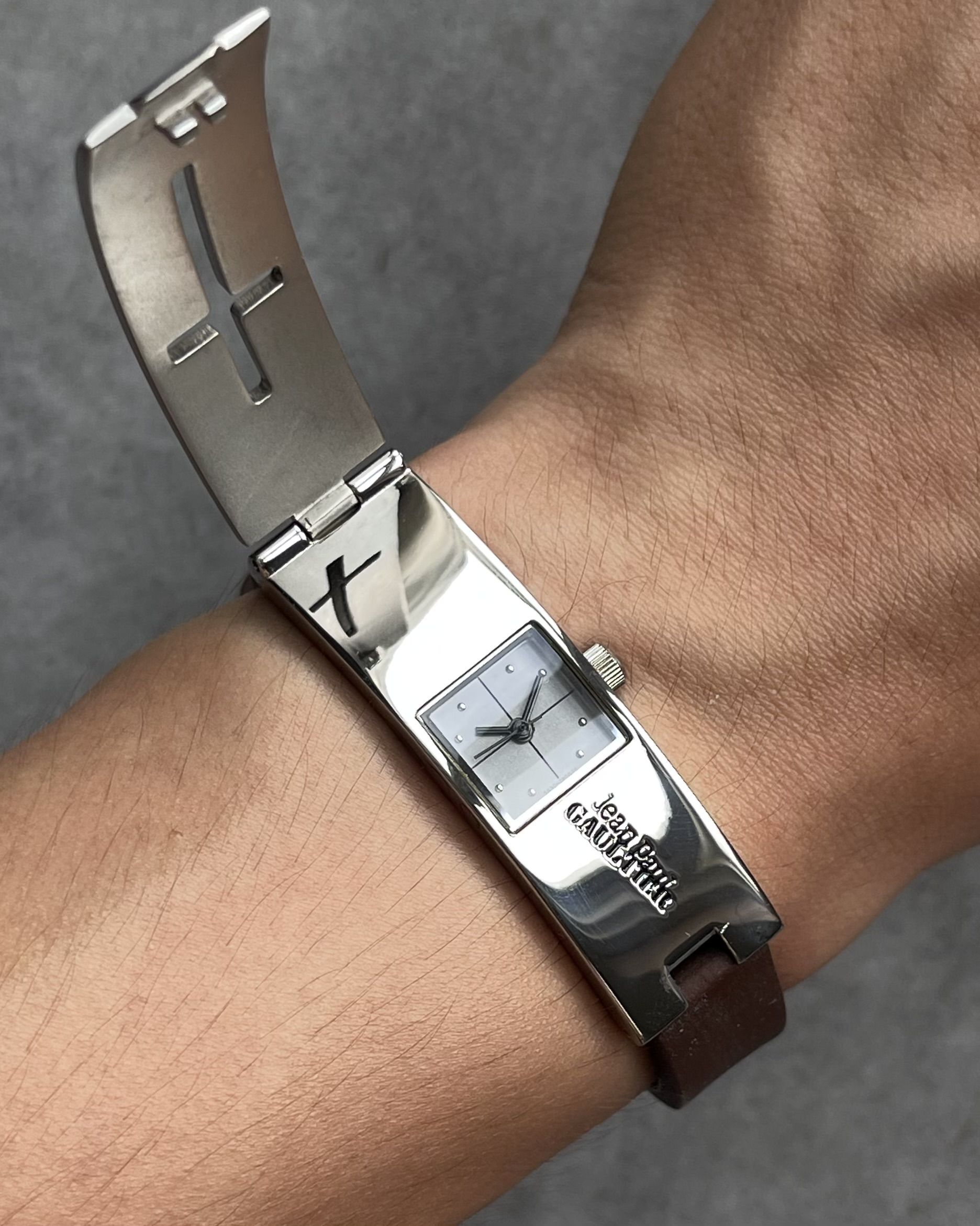 JEAN PAUL GAULTIER HOLY TIME VINTAGE QUARTZ WATCH | Artizen Store