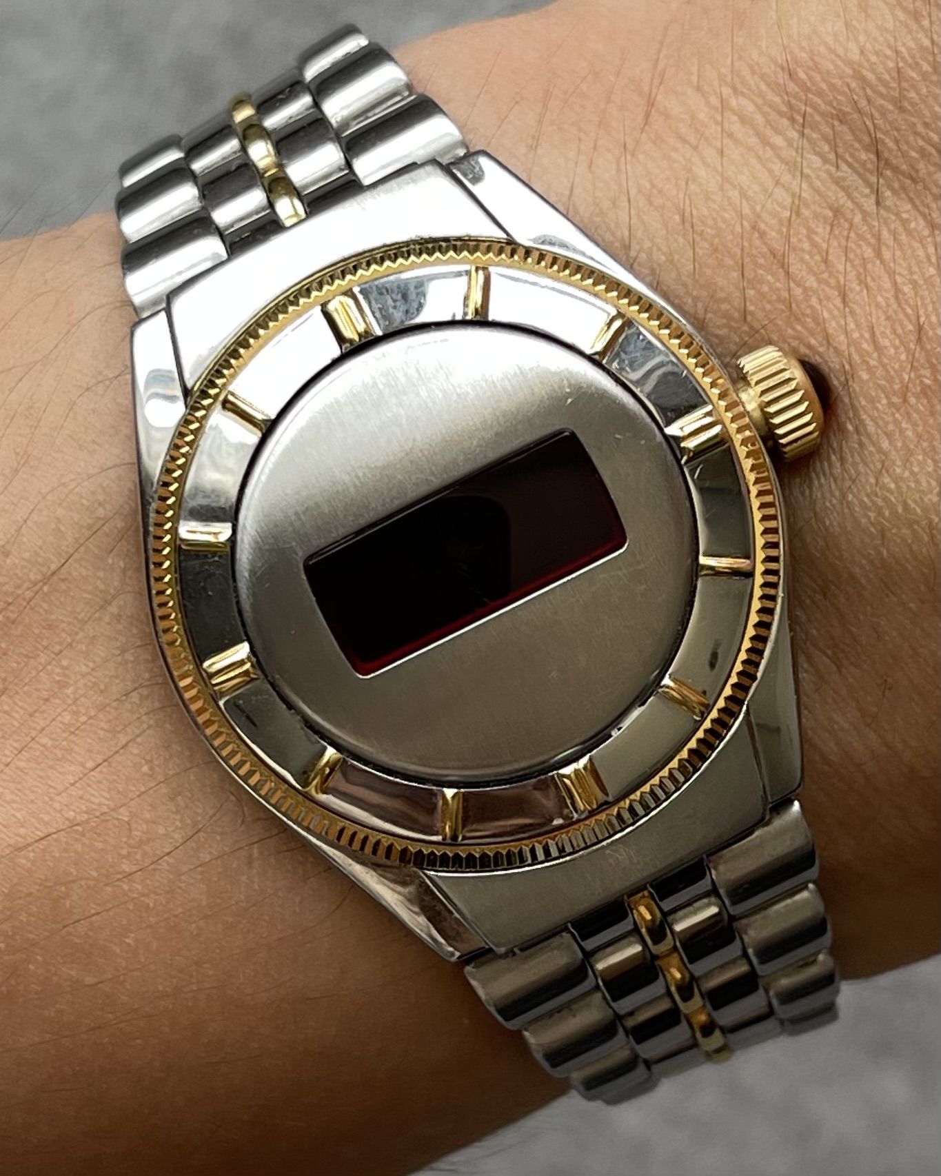 SEIKO LE VENT L600 LED BY MINAKO YOKOMORI VINTAGE WATCH | Artizen