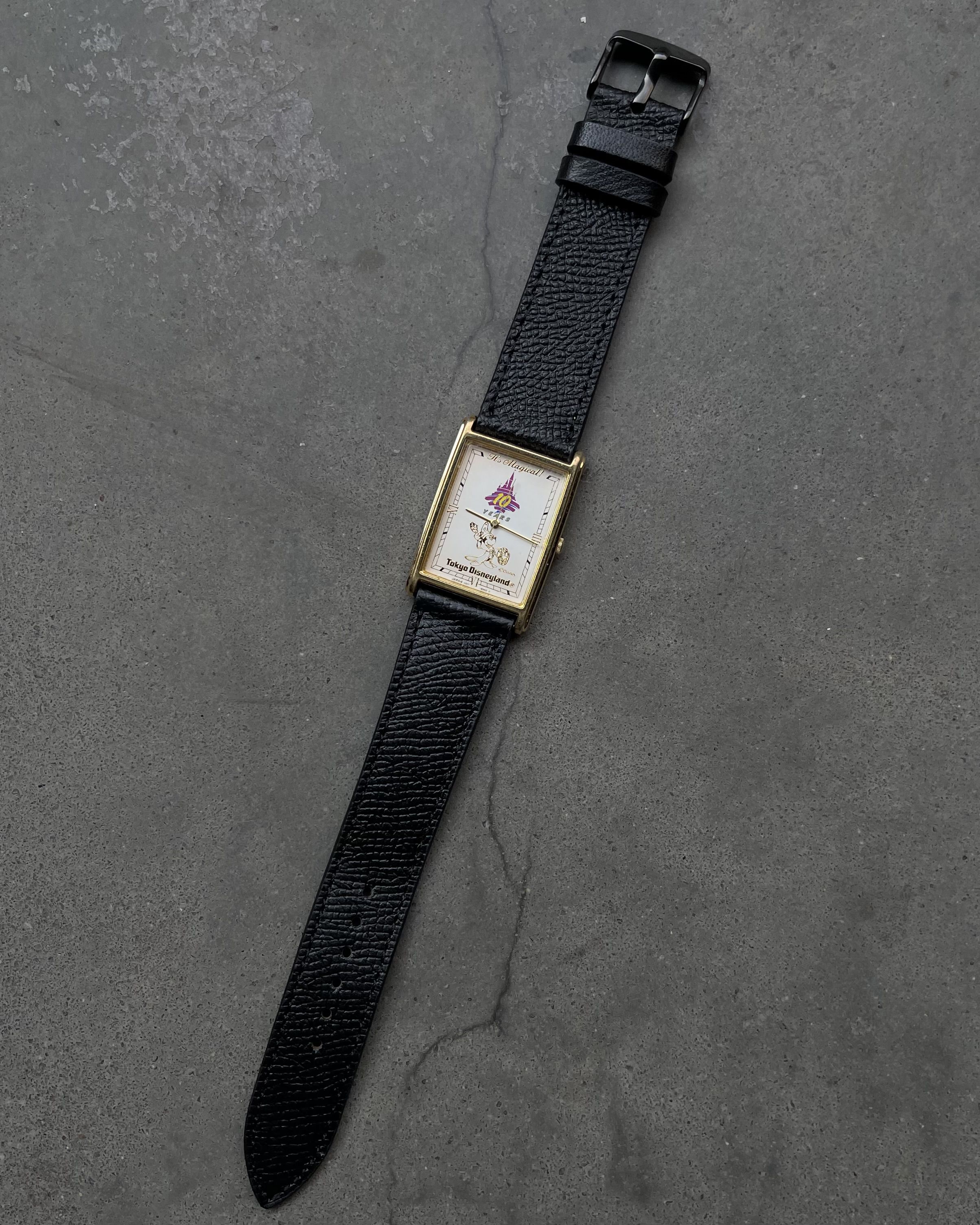TOKYO DISNEYLAND 10th ANNIVERSARY VINTAGE QUARTZ WATCH | Artizen Store