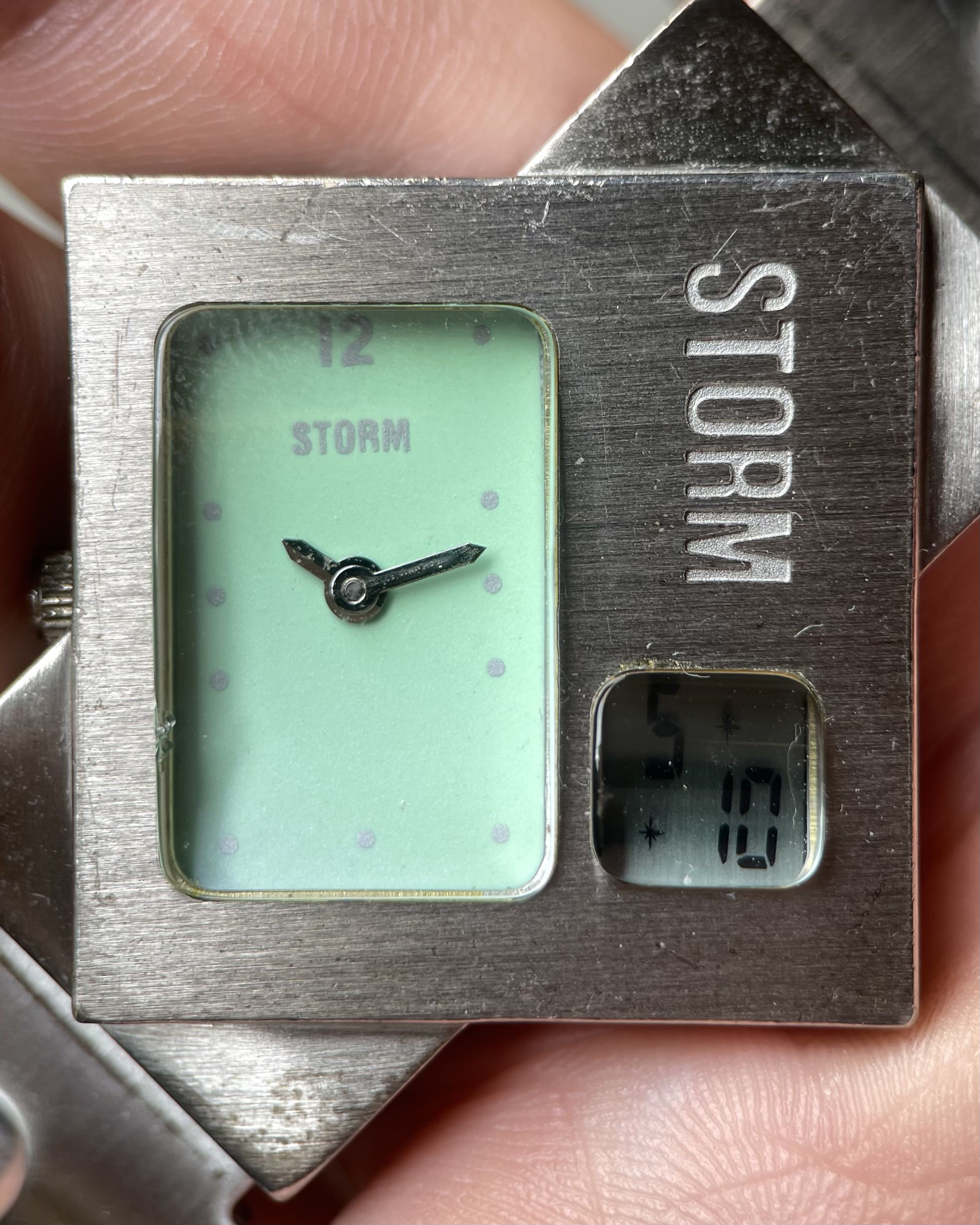 STORM アナログ時計 STORM LONDN CYCLOID DIGI-ANA VINTAGE WATCH | Artizen Store
