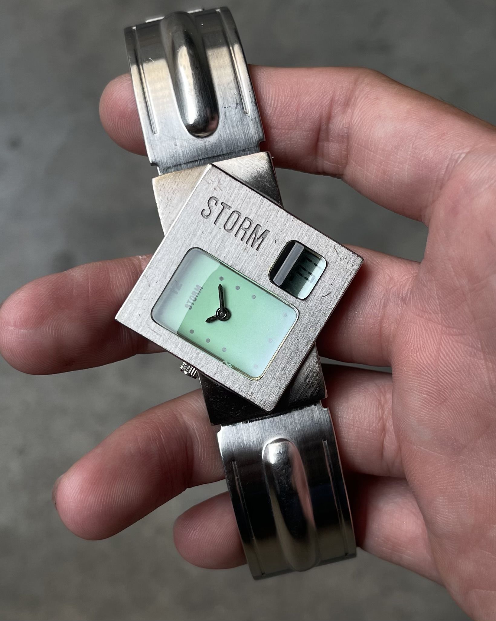 STORM LONDN CYCLOID DIGI-ANA VINTAGE WATCH | Artizen Store