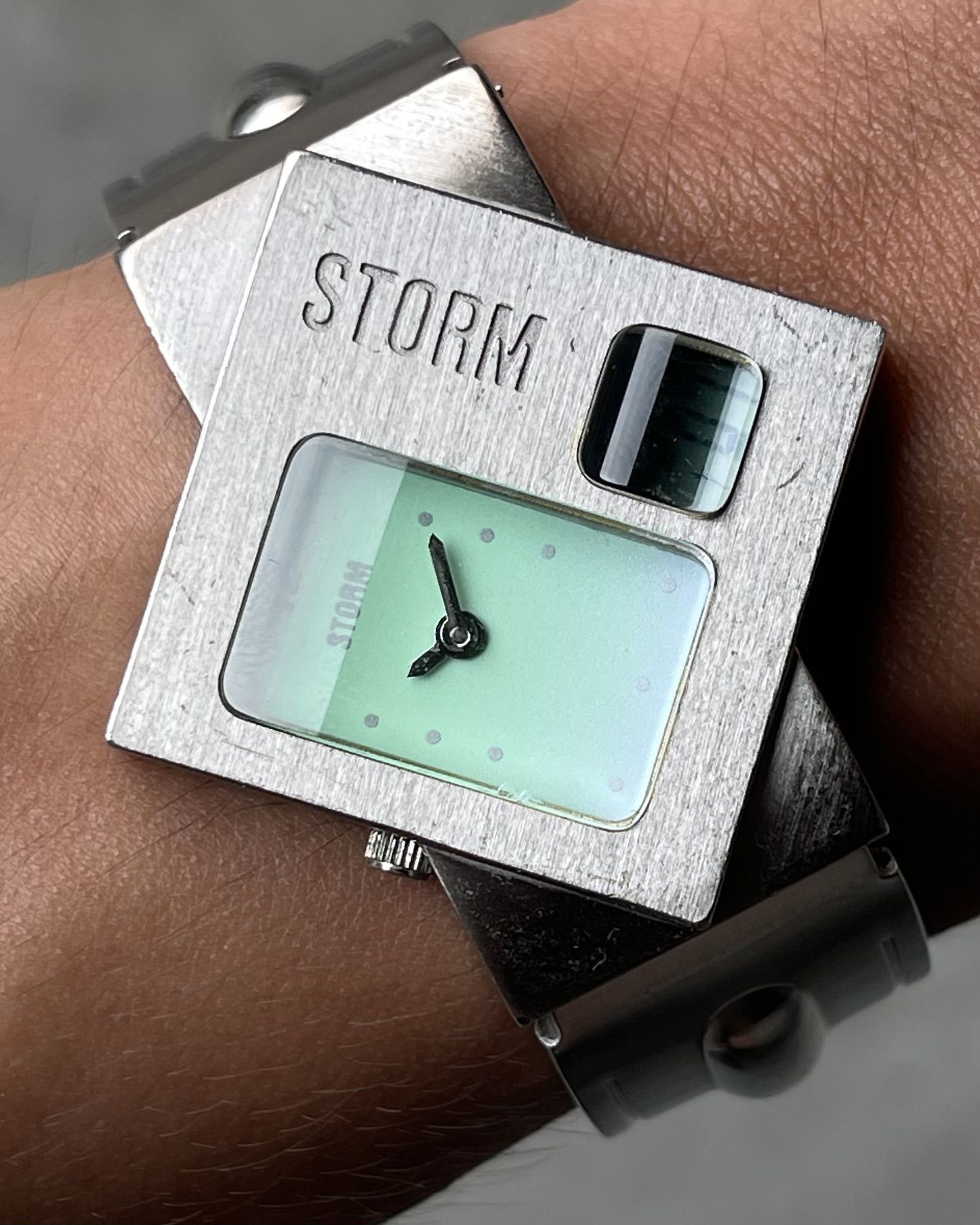STORM LONDN CYCLOID DIGI-ANA VINTAGE WATCH | Artizen Store