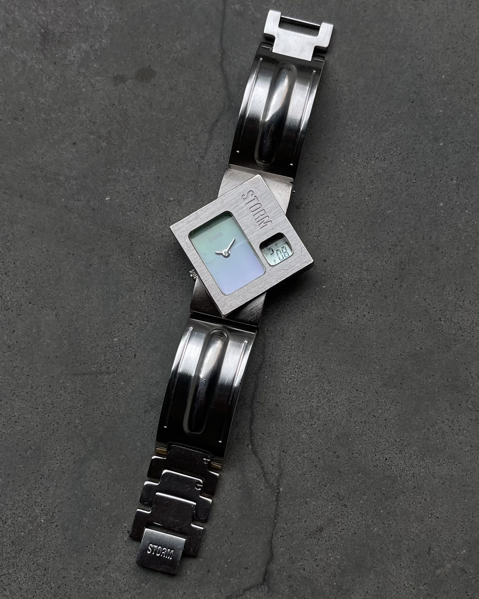 STORM LONDN CYCLOID DIGI-ANA VINTAGE WATCH | Artizen Store