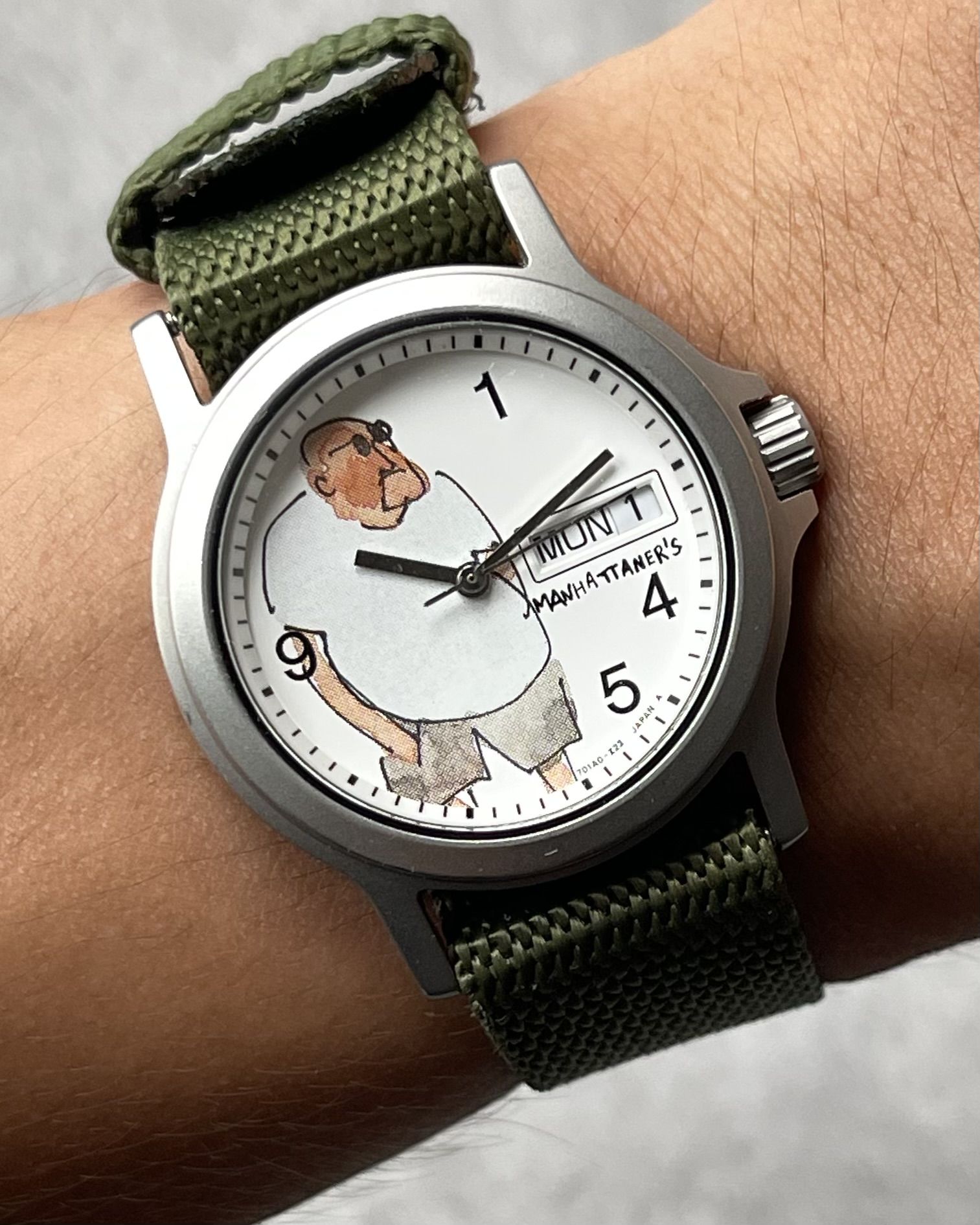 CASIO MANHATTANER'S GRUMPY OLD MAN VINTAGE QUARTZ WATCH | Artizen